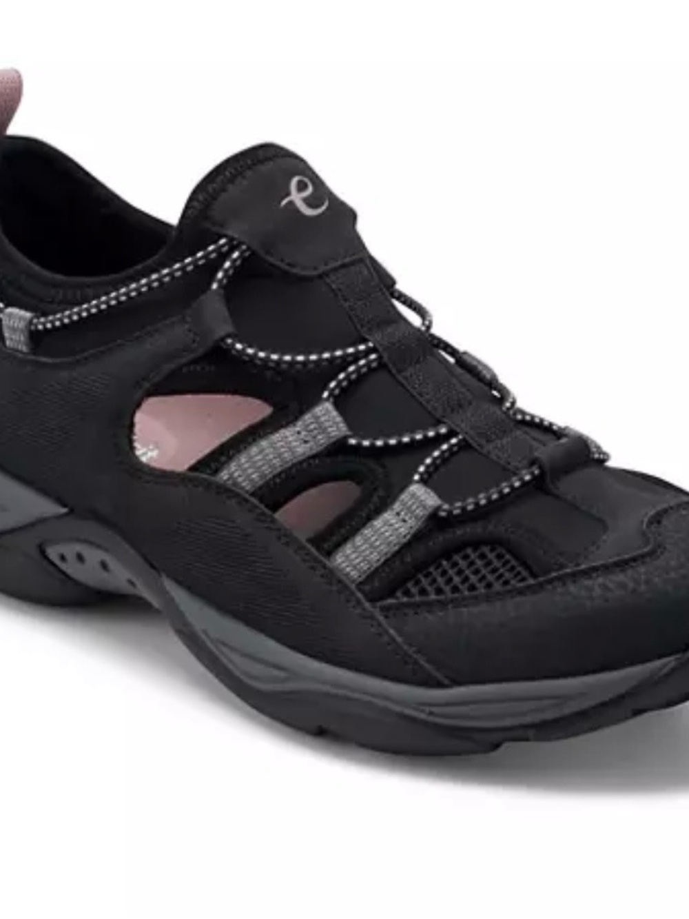 Easy Spirit Everete in black and gray have a breathable slip-on design size 8M